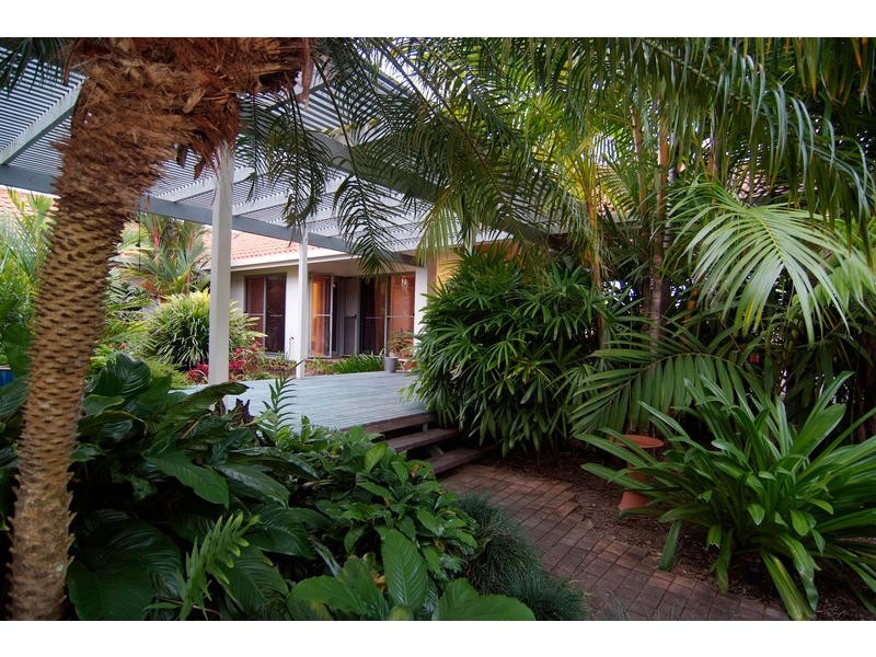 32 Cascade Avenue(Paradise Palms Drive), Kewarra Beach QLD 4879
