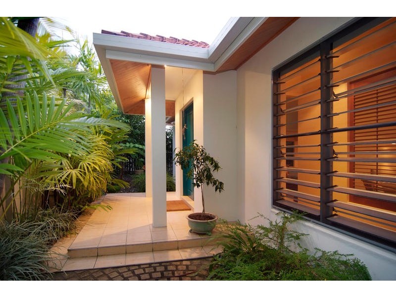 32 Cascade Avenue(Paradise Palms Drive), Kewarra Beach QLD 4879