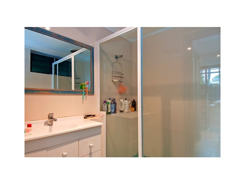 11  Dunn Street, Cairns North QLD 4870