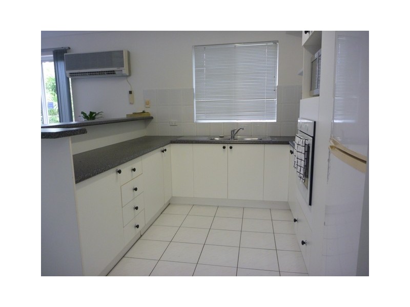 6/3 Quetta Close, Manoora QLD 4870