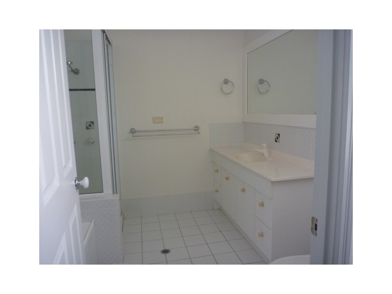 6/3 Quetta Close, Manoora QLD 4870
