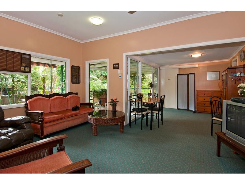 127 Redbank Road, Cairns QLD 4870