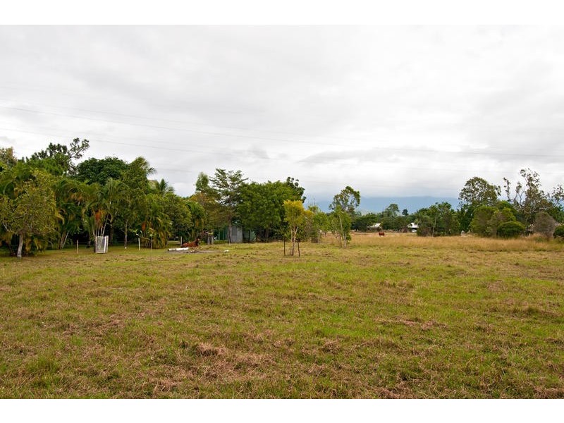 127 Redbank Road, Cairns QLD 4870