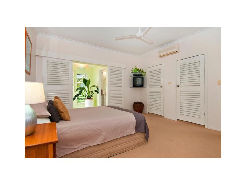 Mooroobool QLD 4870