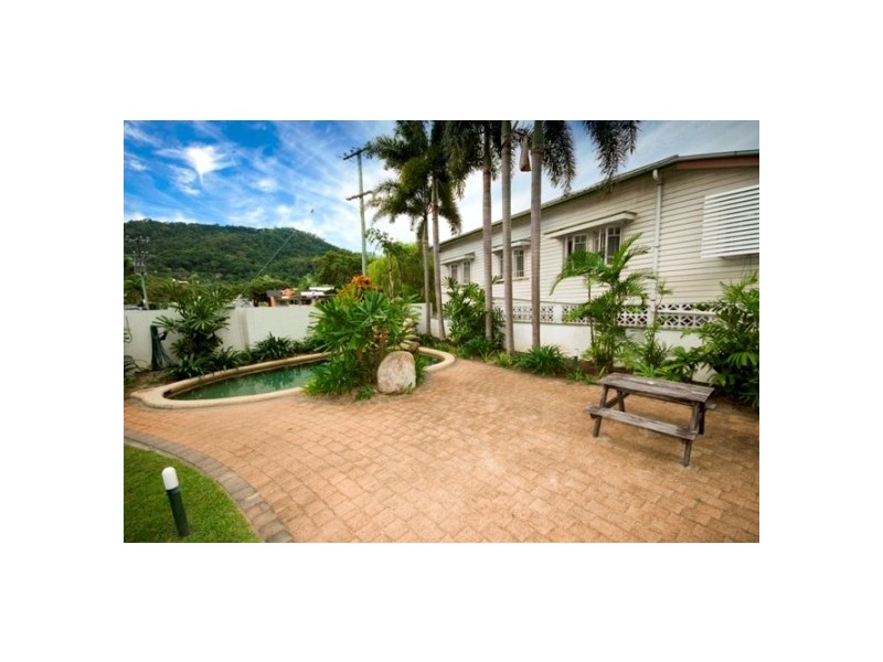 7/133-135 Collins Avenue, Edge Hill QLD 4870
