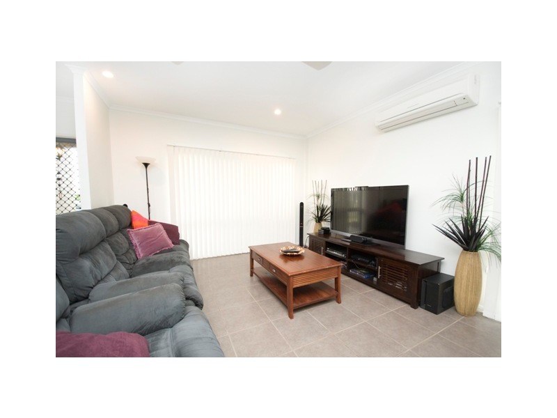 22 Cadell Street, Bentley Park QLD 4869