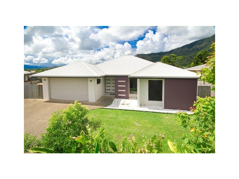 33 Fitzmaurice Drive, Bentley Park QLD 4869