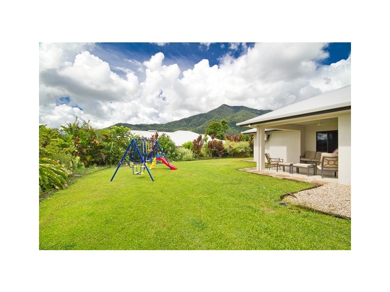 33 Fitzmaurice Drive, Bentley Park QLD 4869