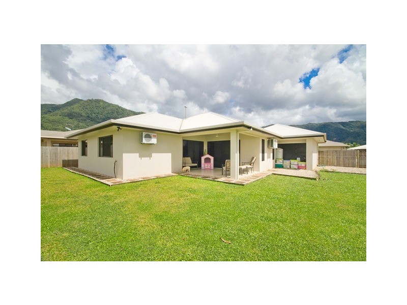 33 Fitzmaurice Drive, Bentley Park QLD 4869