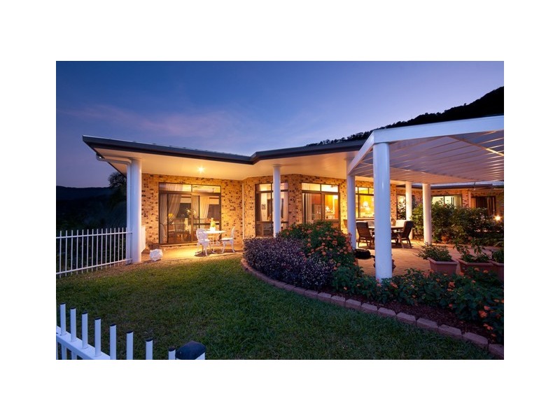 43  Summer Hill Drive, Mooroobool QLD 4870