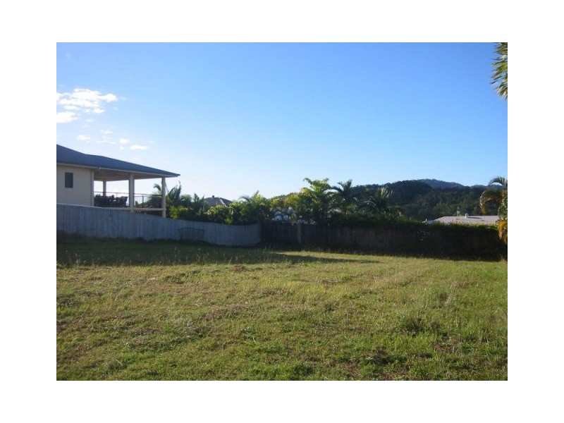 18 Sweetlip Close, Kanimbla QLD 4870