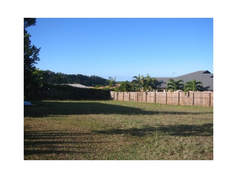 18 Sweetlip Close, Kanimbla QLD 4870