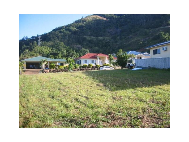18 Sweetlip Close, Kanimbla QLD 4870