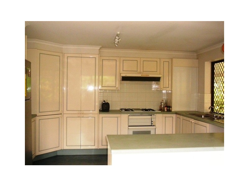 6 Fallon Close, Brinsmead QLD 4870