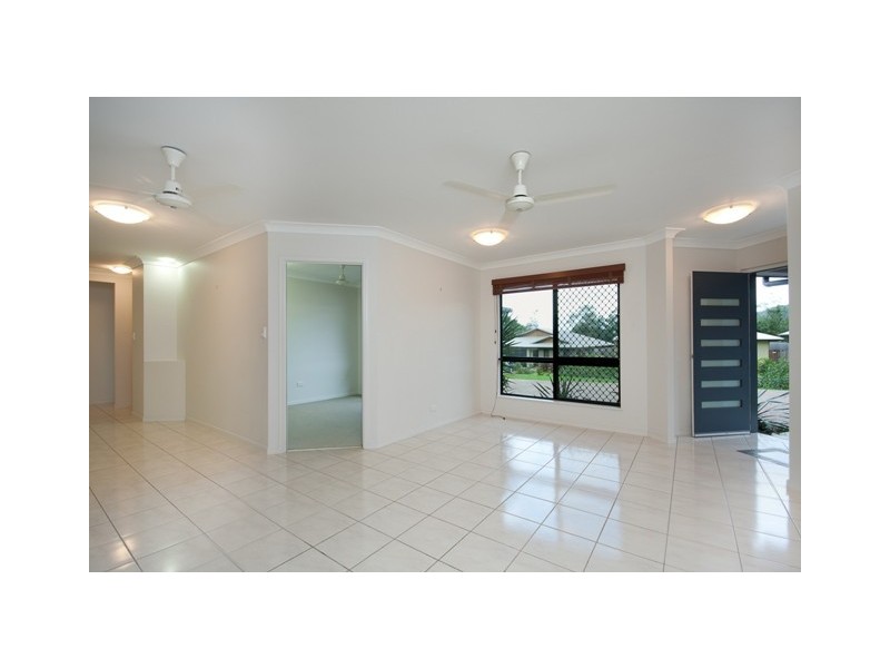 Bentley Park QLD 4869