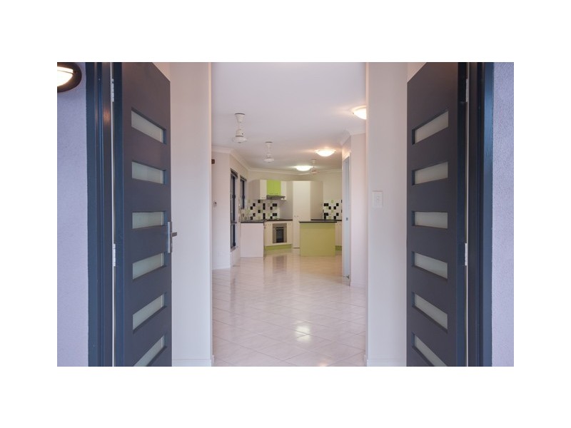 Bentley Park QLD 4869