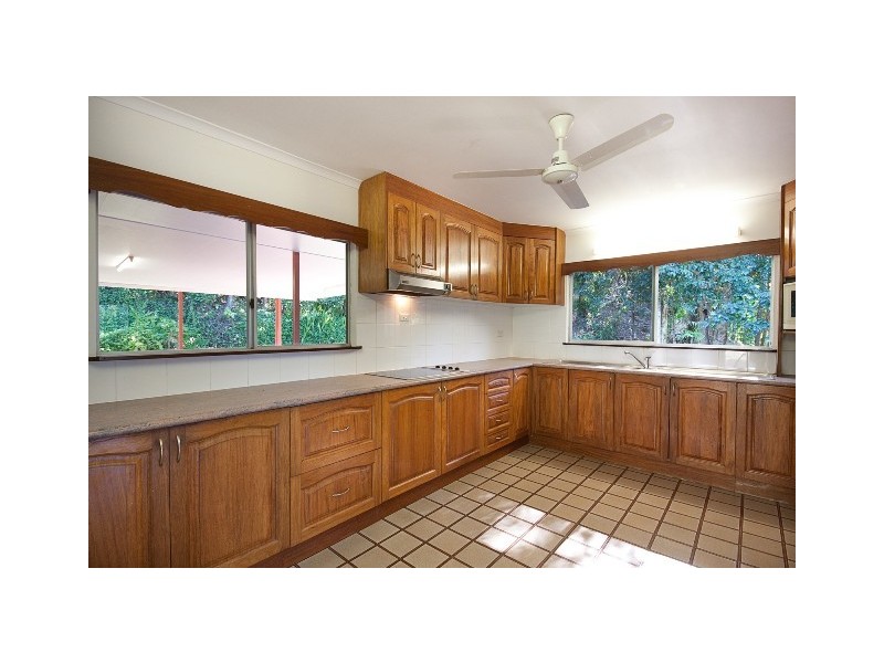 6 Kurrajong Street, Earlville QLD 4870