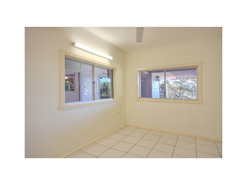 6 Kurrajong Street, Earlville QLD 4870