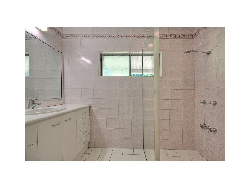 6 Kurrajong Street, Earlville QLD 4870