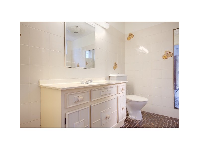 6 Kurrajong Street, Earlville QLD 4870