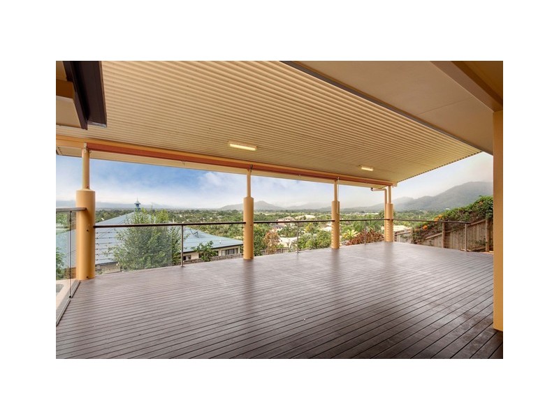 14  Guthrie Close, Bentley Park QLD 4869