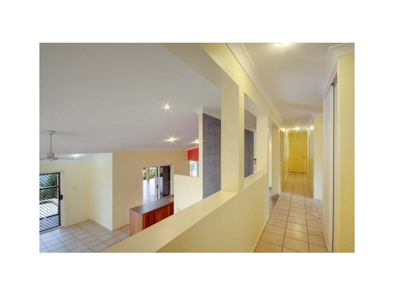 14  Guthrie Close, Bentley Park QLD 4869