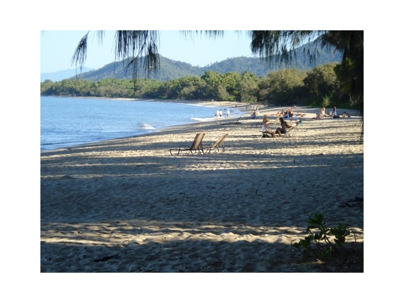 110/6 Triton Place, Palm Cove QLD 4879