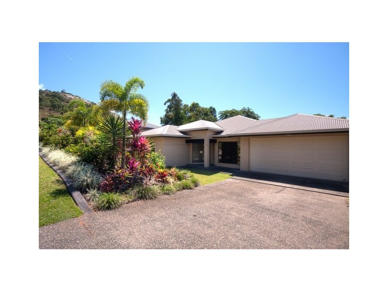 5 Quail Close, Woree QLD 4868