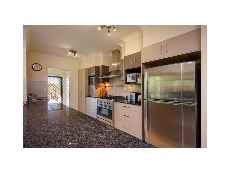 5 Quail Close, Woree QLD 4868