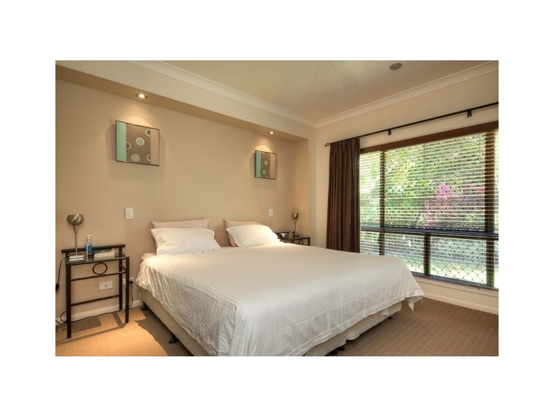 5 Quail Close, Woree QLD 4868