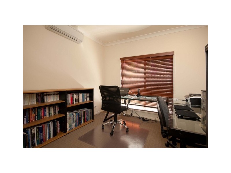 5 Quail Close, Woree QLD 4868