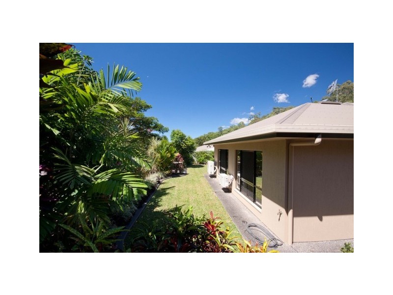 5 Quail Close, Woree QLD 4868