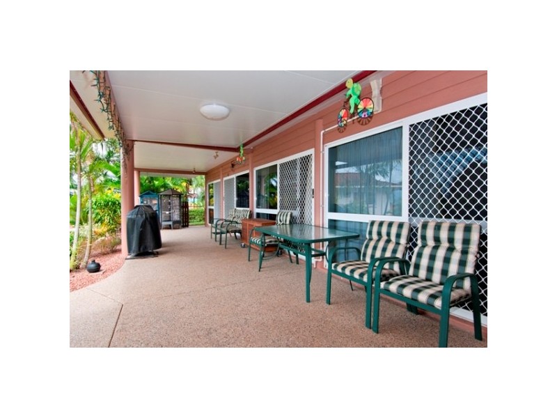 7 Olfersia Court, Mooroobool QLD 4870