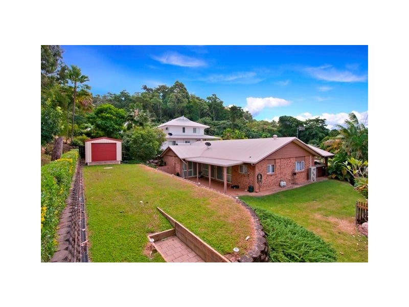 7 Olfersia Court, Mooroobool QLD 4870