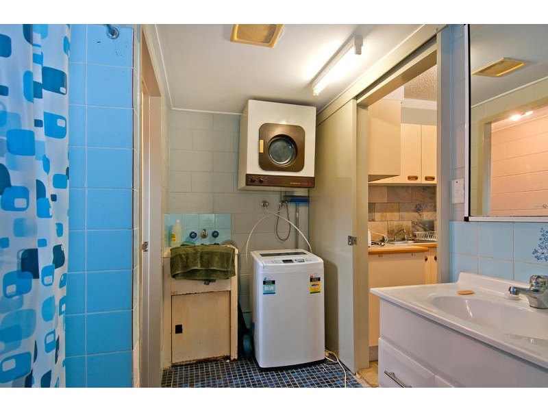 2/122 Aumuller Street, Bungalow QLD 4870