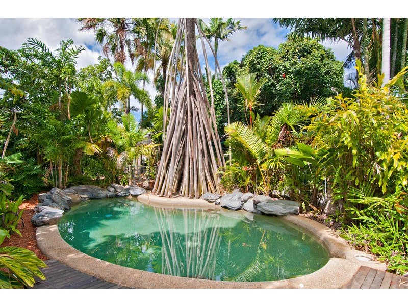 20  Mangano Close, Brinsmead QLD 4870