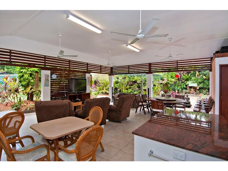 20  Mangano Close, Brinsmead QLD 4870