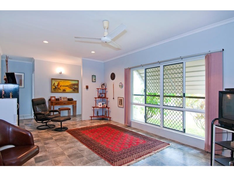 90  Hobson Drive, Brinsmead QLD 4870