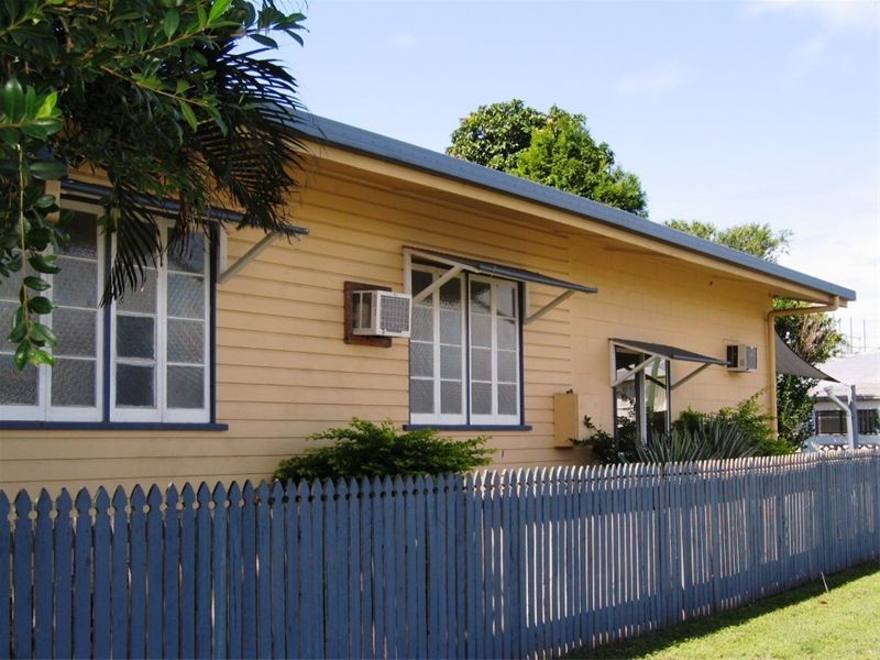 241 Little Spence Street, Bungalow QLD 4870