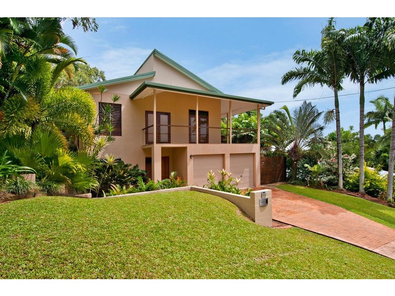 1  Primo Street, Freshwater QLD 4870