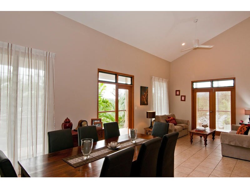 1  Primo Street, Freshwater QLD 4870