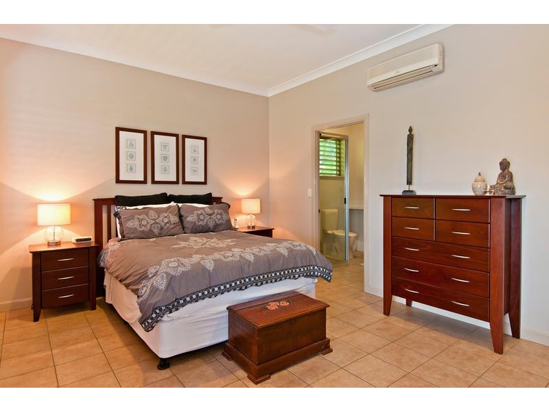 1  Primo Street, Freshwater QLD 4870