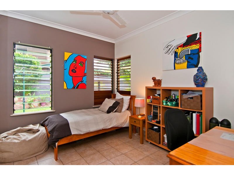 1  Primo Street, Freshwater QLD 4870