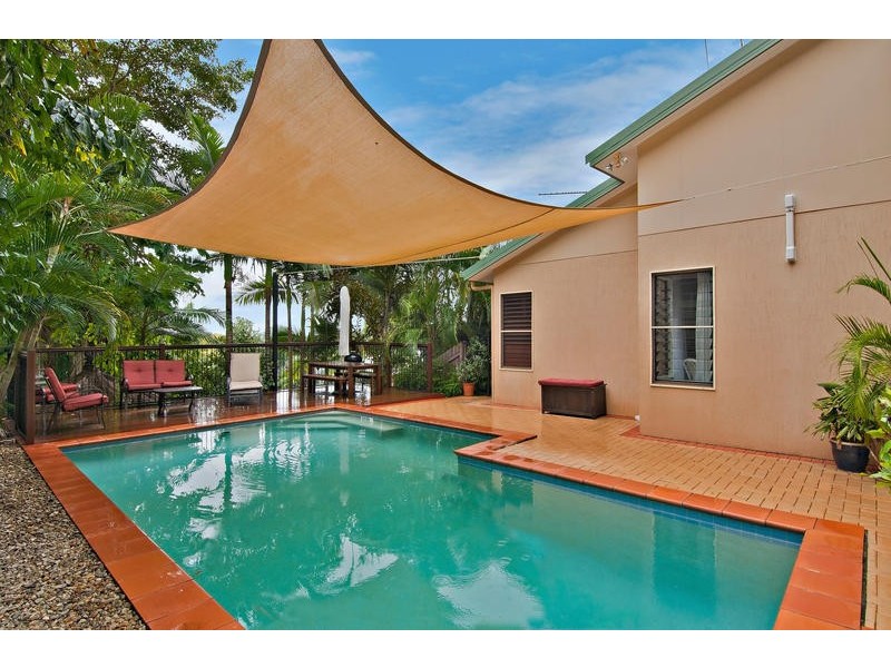 1  Primo Street, Freshwater QLD 4870