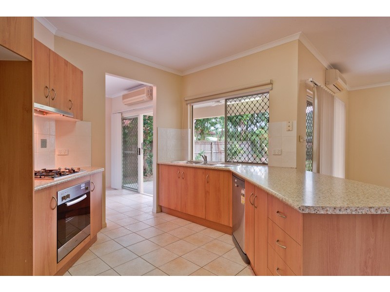 15 Obersky Close, Brinsmead QLD 4870