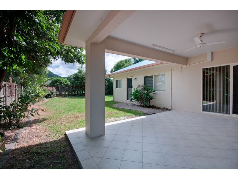 15 Obersky Close, Brinsmead QLD 4870
