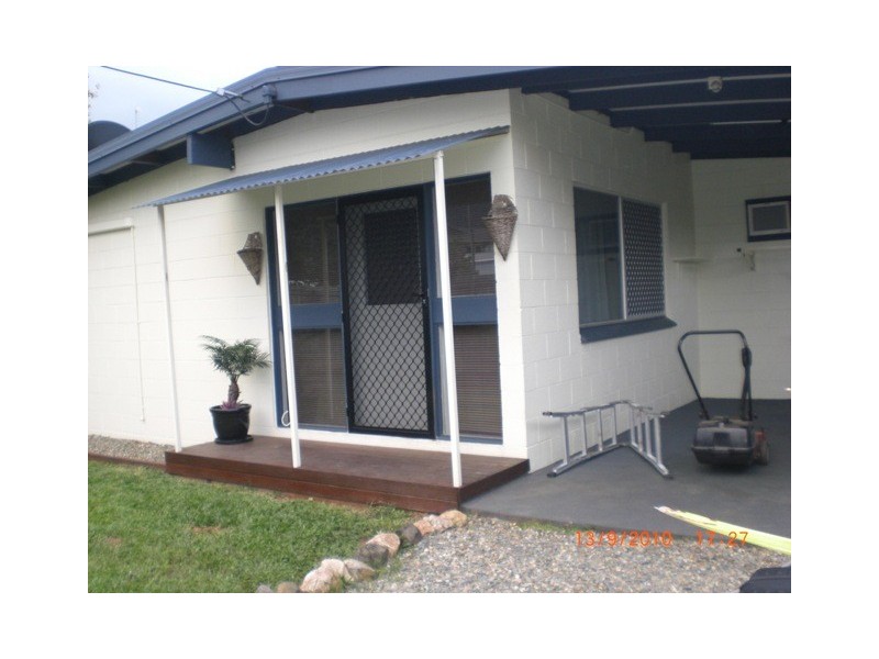 Westcourt QLD 4870