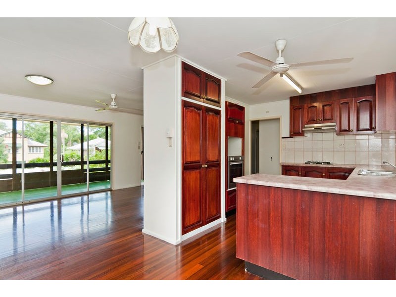 75  Macilwraith Street, Manoora QLD 4870