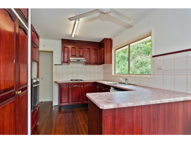 75  Macilwraith Street, Manoora QLD 4870