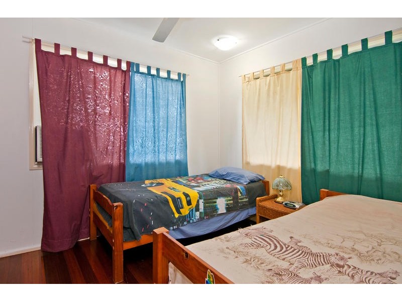 75  Macilwraith Street, Manoora QLD 4870